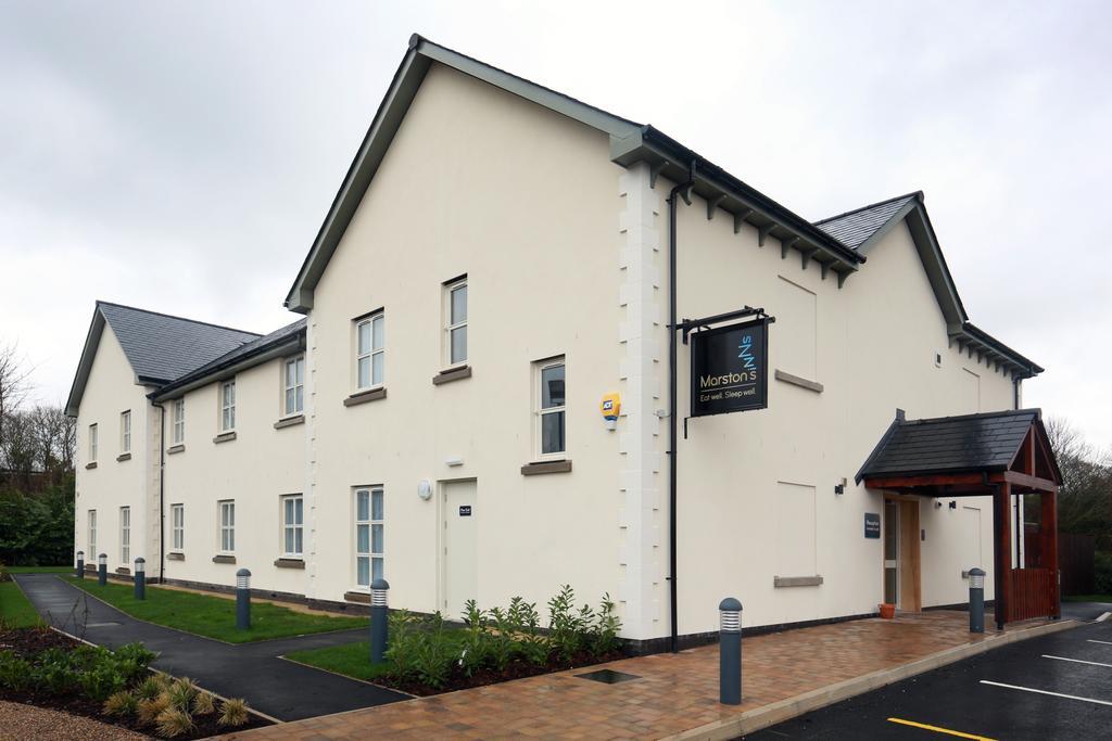 Talardy, St Asaph By Marston'S Inns Екстериор снимка